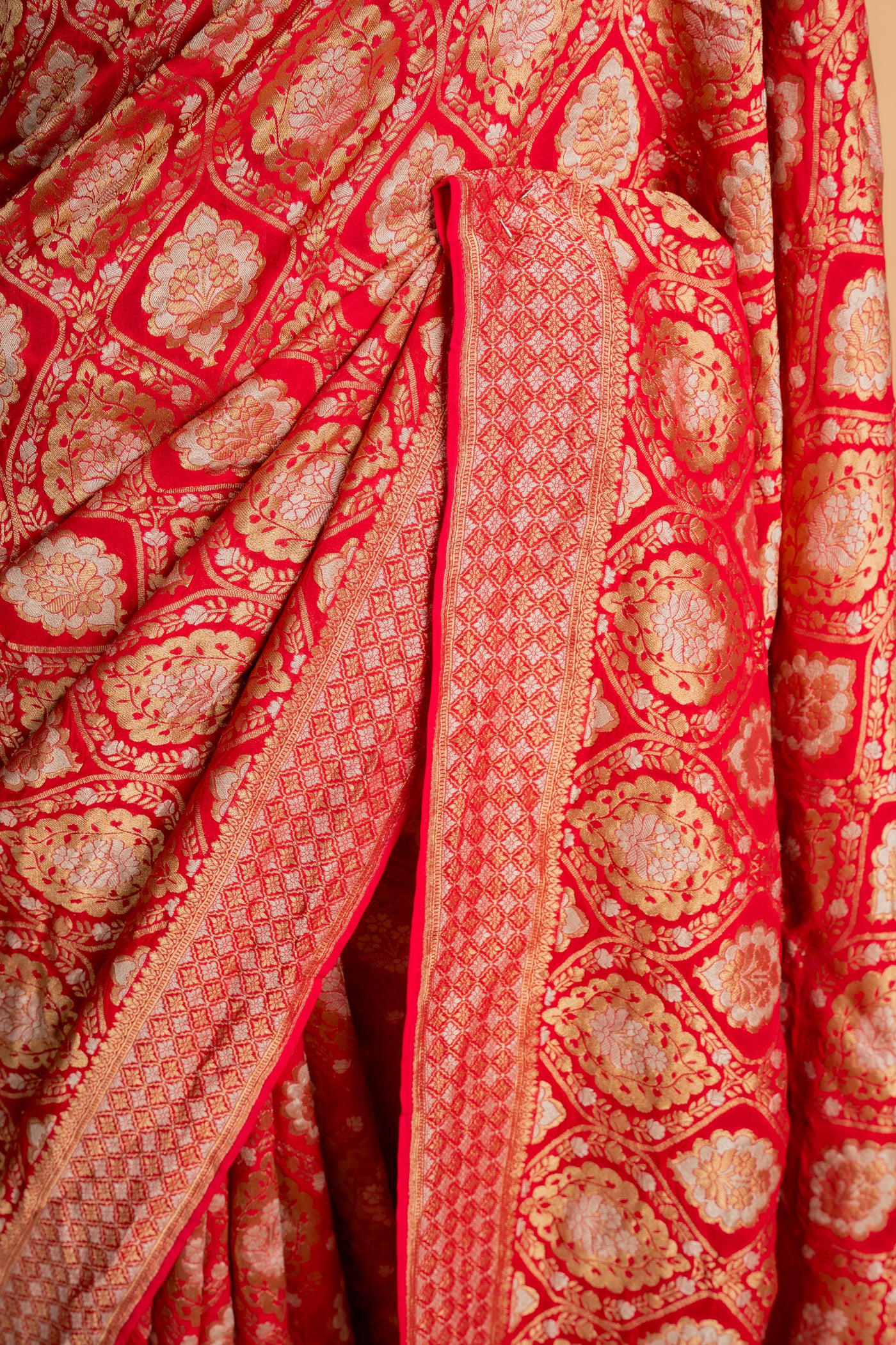 Rani Pink Banarasi Georgette Bandhani Saree
(RTS)