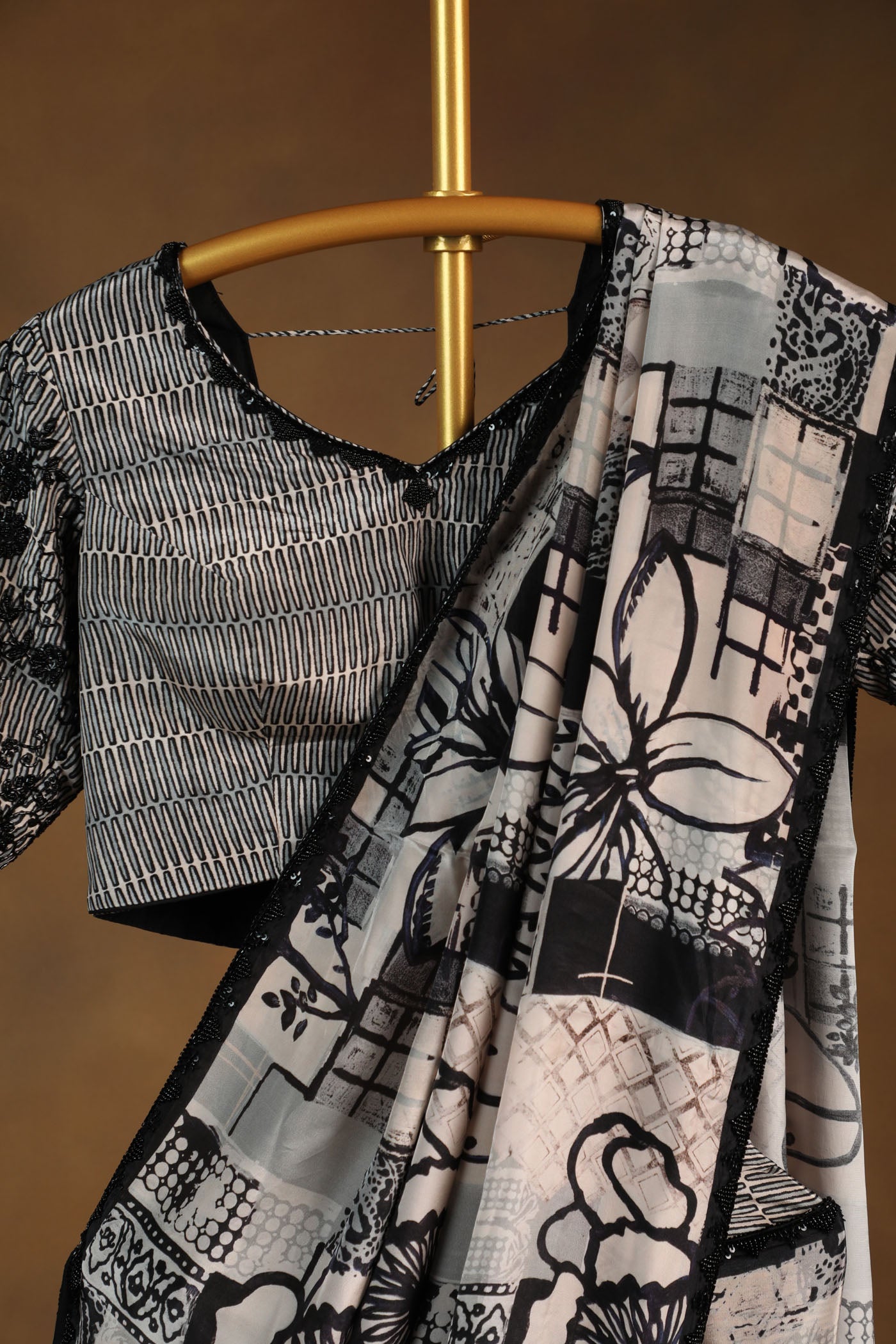 Elegant Monochrome Printed Saree with Designer Readymade Blouse