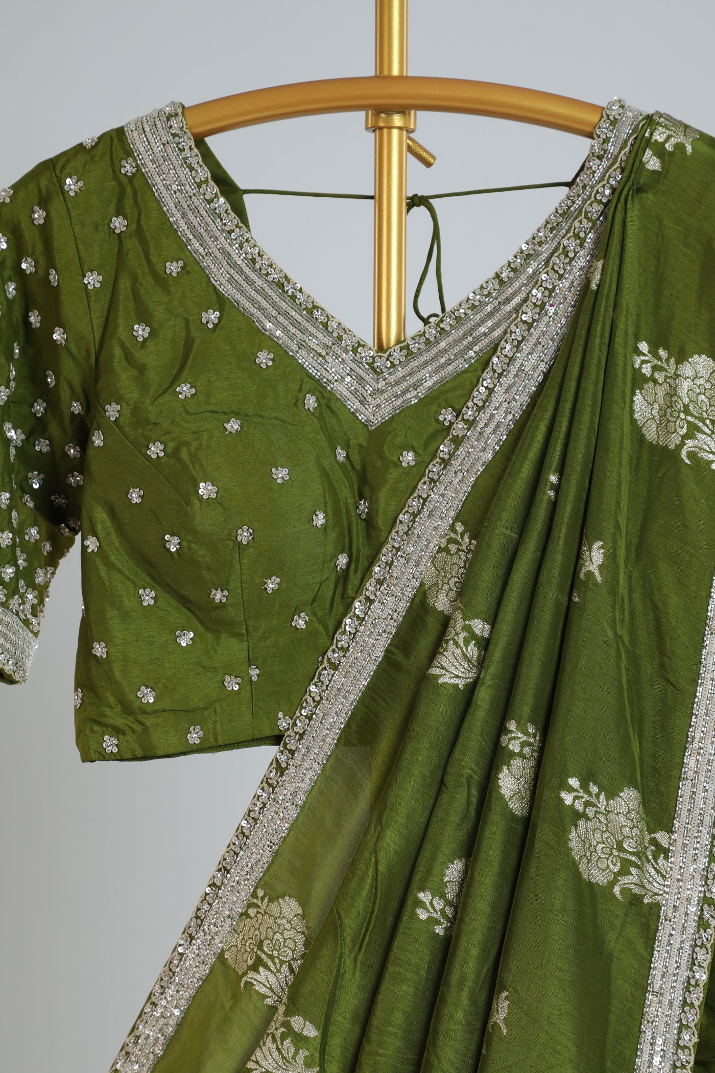 Banarasi Crape silk saree with readymade blouse