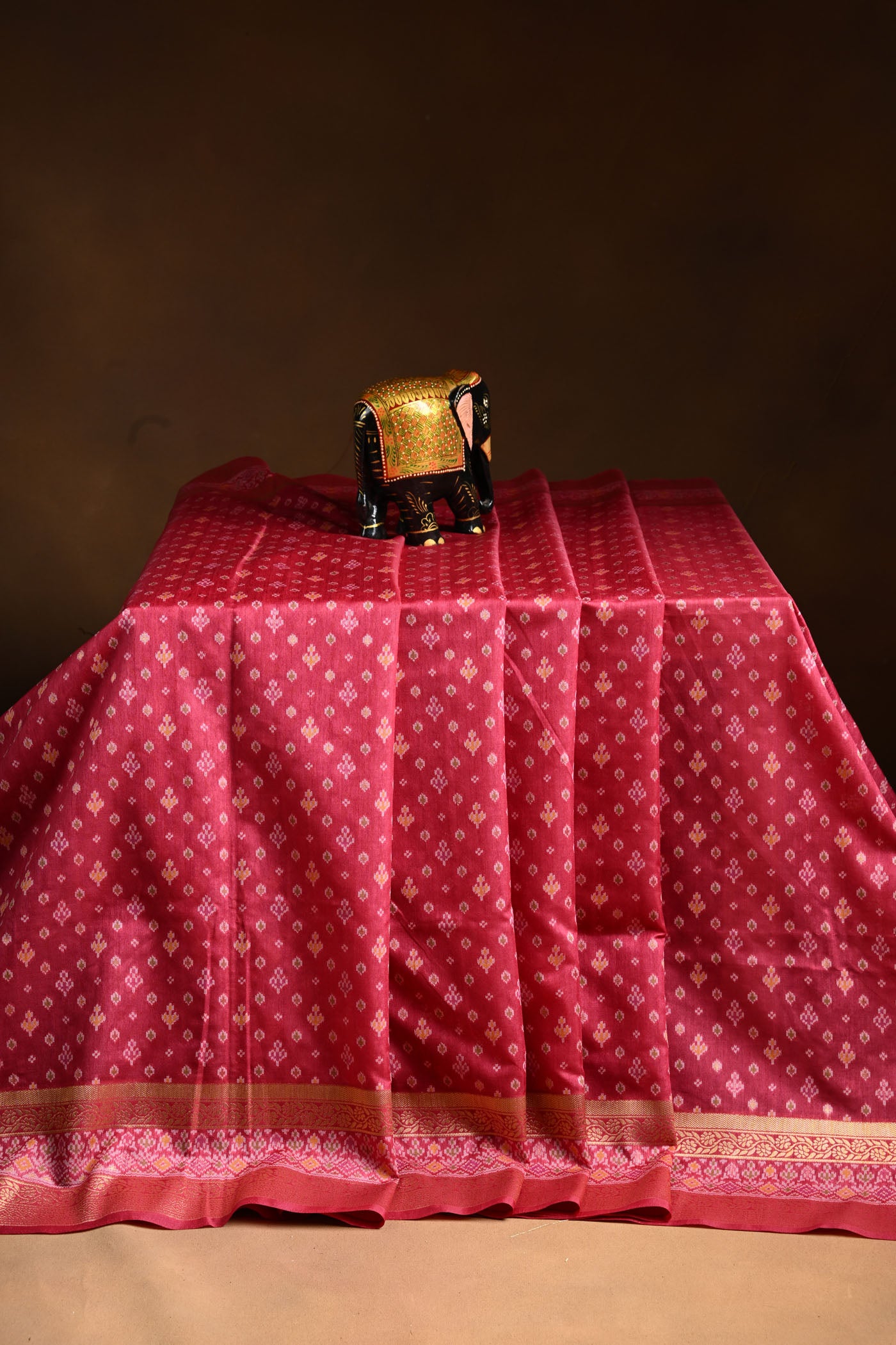 Pink Cotton Silk Weave Saree With Gold Zari Border & Pallu.