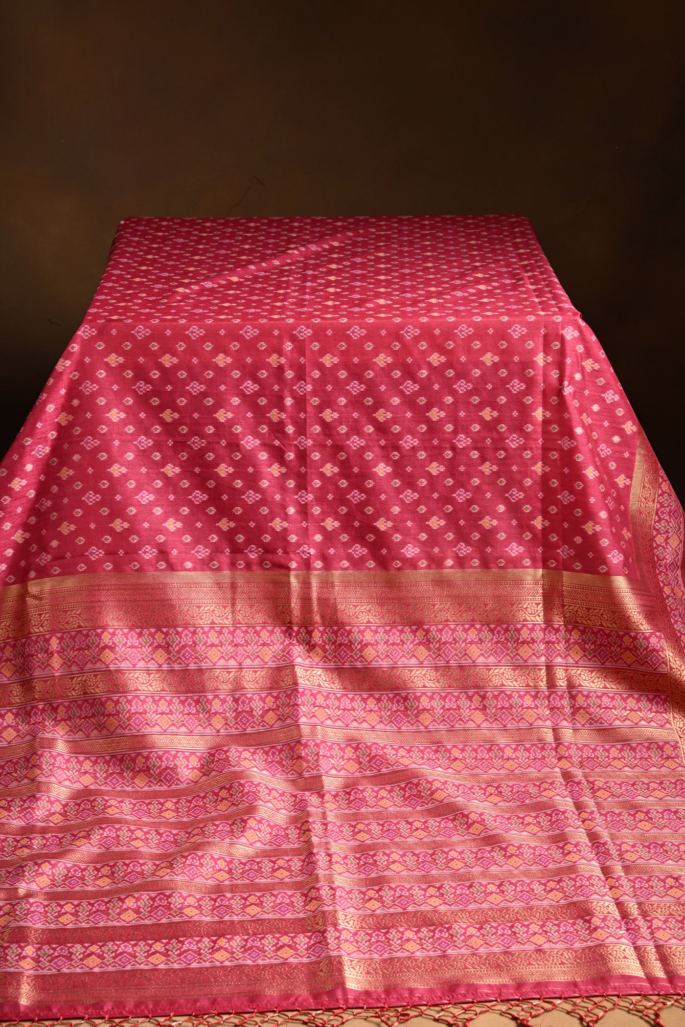 Pink Cotton Silk Weave Saree With Gold Zari Border & Pallu.