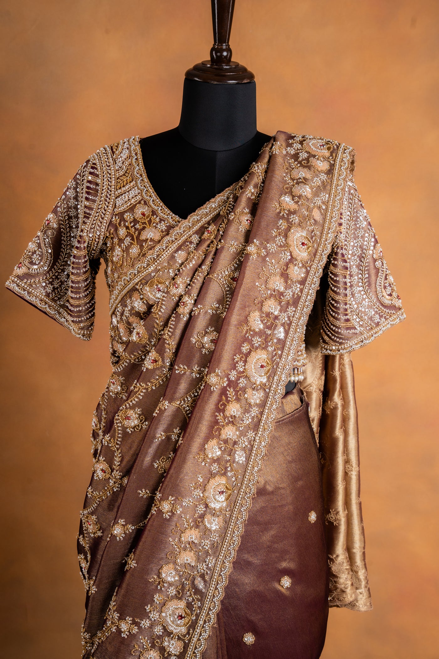 Taupe Organza tissue Saree with Readymade Blouse

 (RTS)