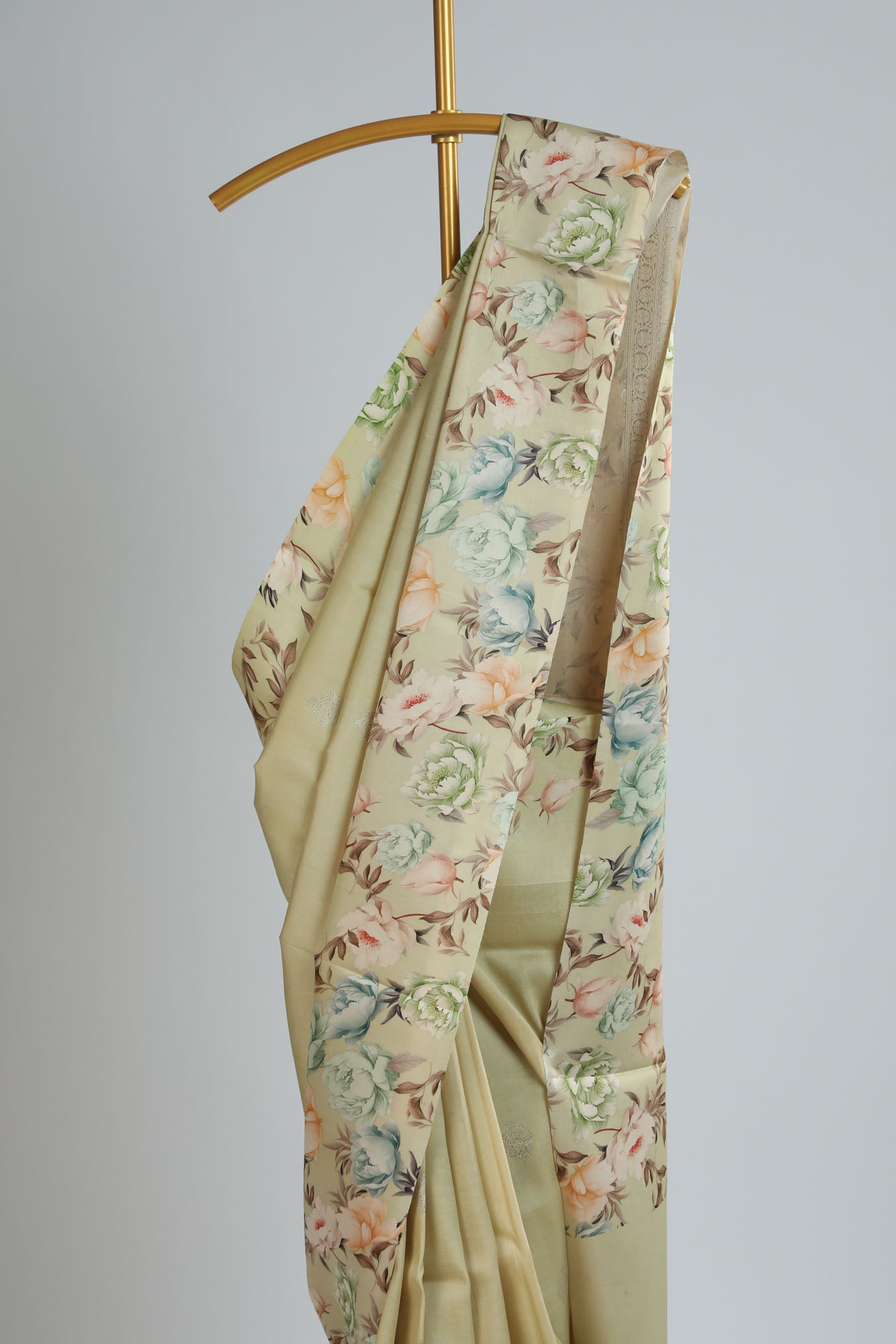 Soft silk saree with printed border ,pallu and blouse