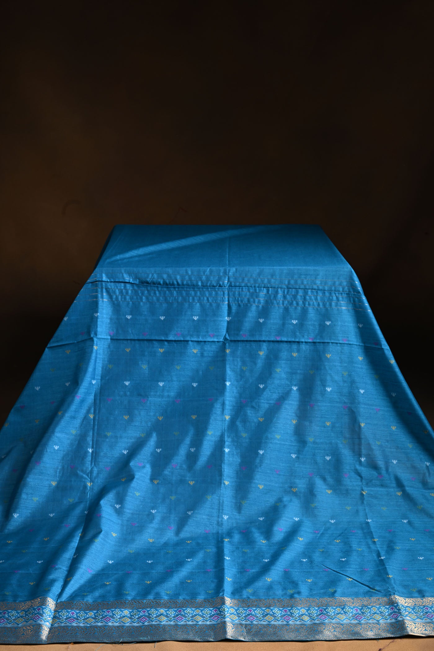 Blue Cotton Silk  Weave Saree With Gold Zari Border & Pallu.